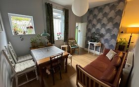 Edie'S Hideaway
